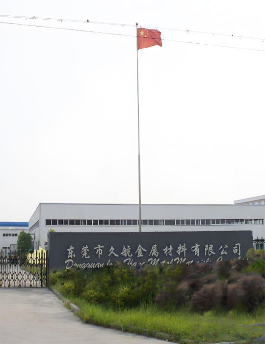 潔臣士科邁柯洗地機(jī)，走進(jìn)車間，領(lǐng)略工業(yè)場景清潔利器